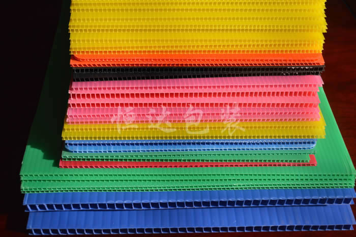 彩色電暈處理2-10mm塑料中空板